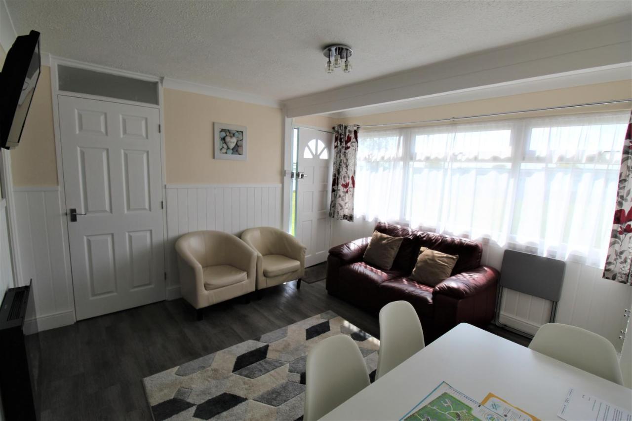 Relaxing Chalet On Popular California Sands Short Stroll To Beach, Nr Norfolk Broads & Great Yarmouth Scratby Ngoại thất bức ảnh